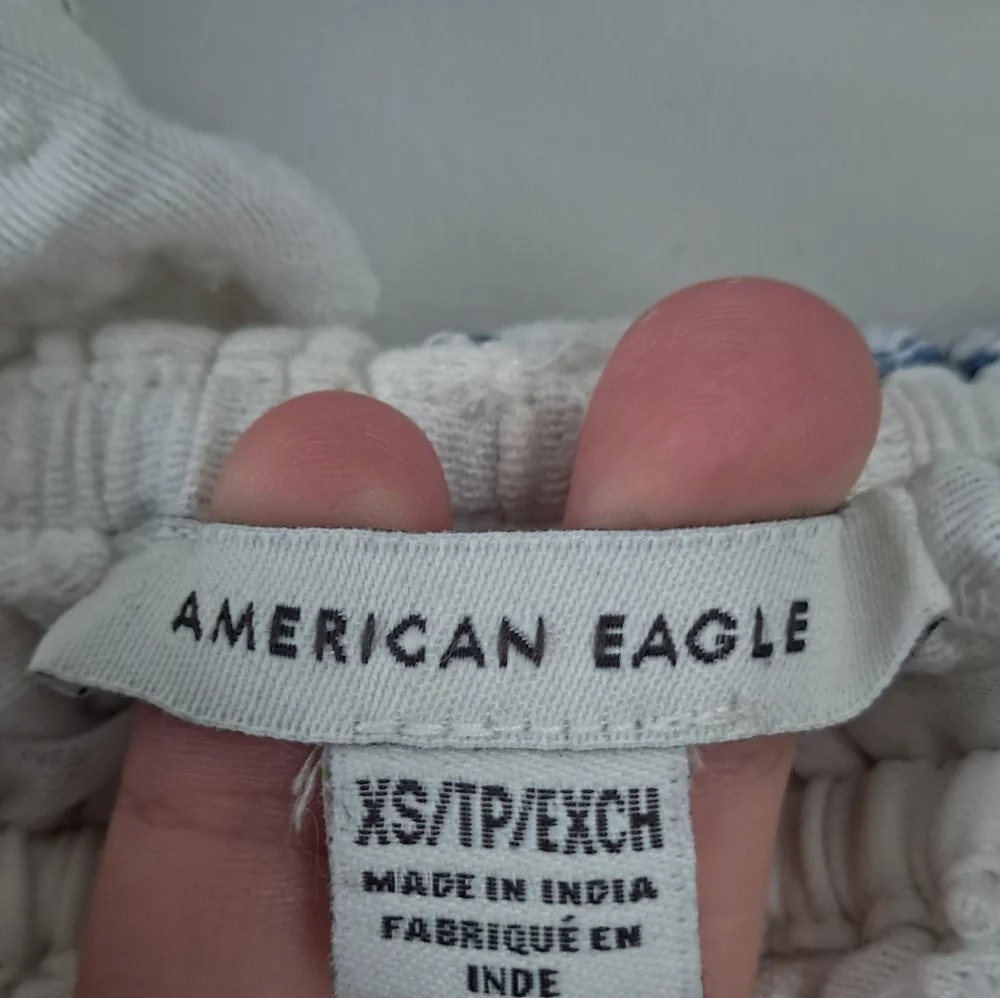 American Eagle AE Blue & White Floral Ruffle Women's Top - Picture 5 of 5